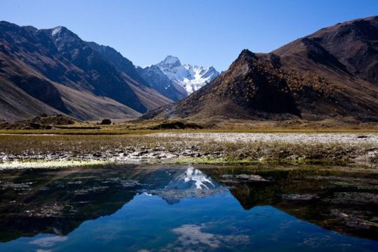 HumlaLimi valley lake