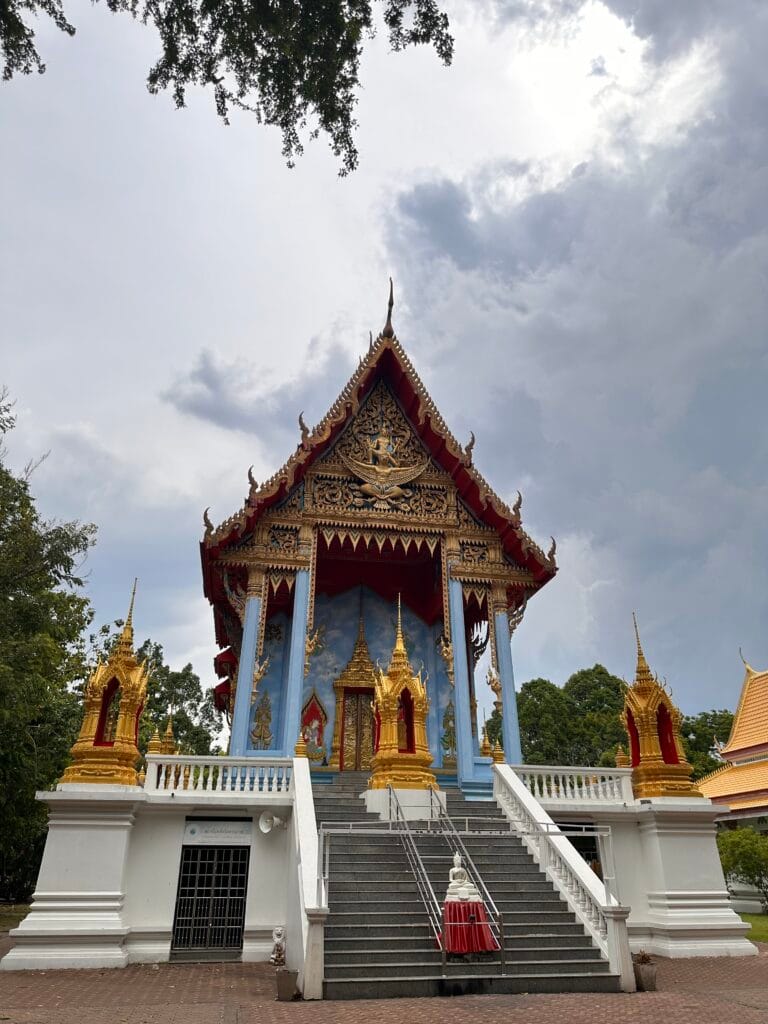 Ubosot Hat Yai , Wat Khlong Rian and Resurgence Travel