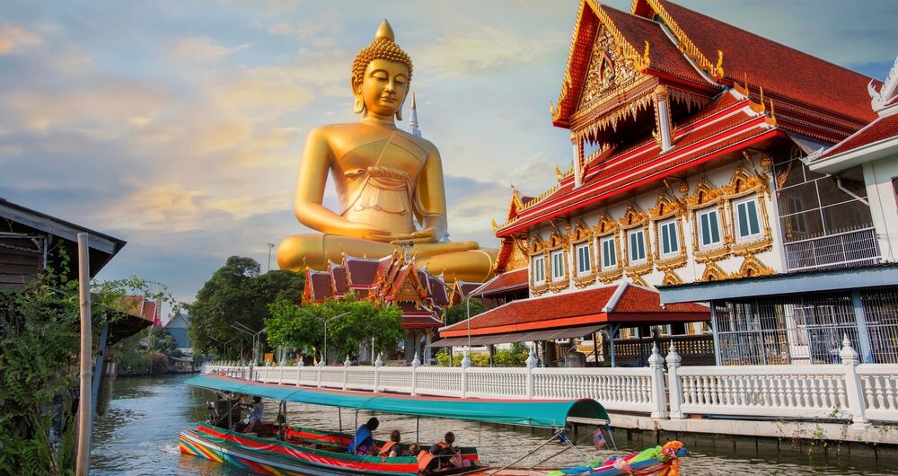 Resurgence Travel Big Buddha Wat Charoen